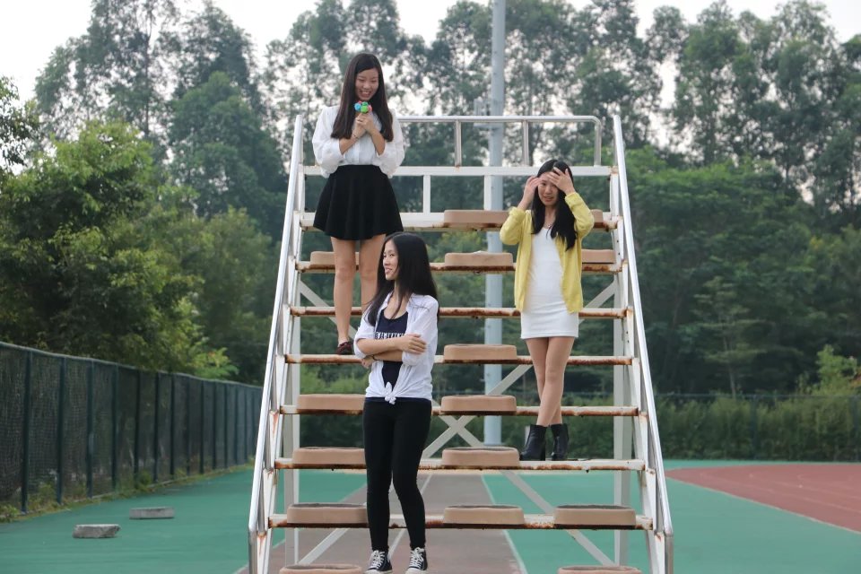 小妞 (3)